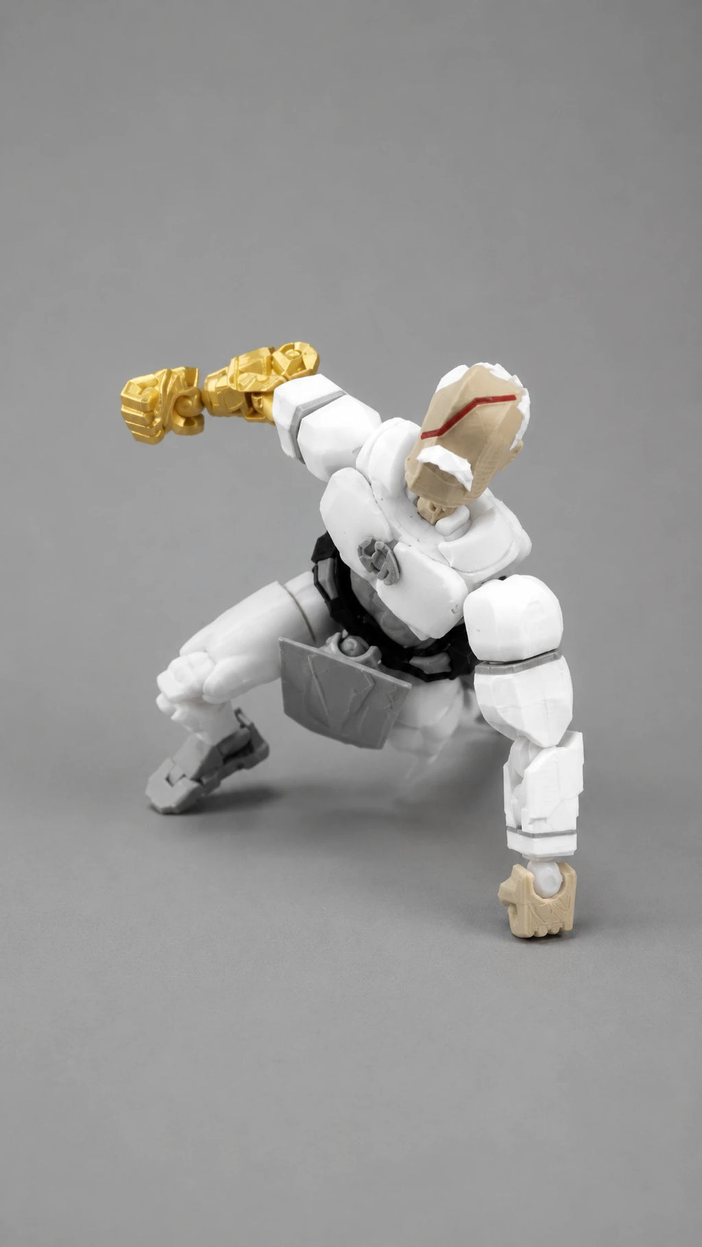 Dummy 13 Conquistador Viltrumita figura articulada
