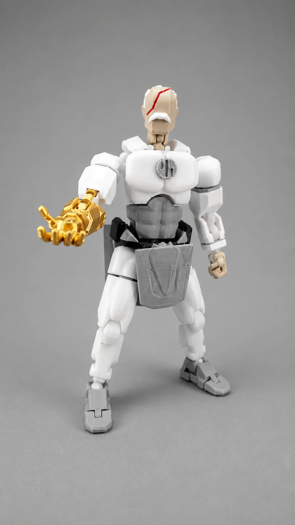 Dummy 13 Conquistador Viltrumita en pose de combate