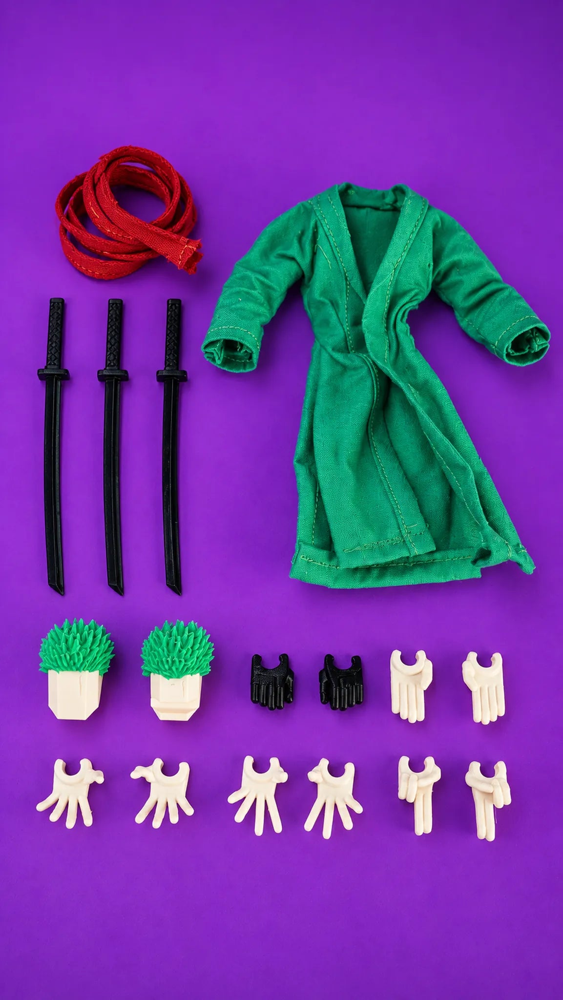 Accesorios incluidos del Espadachín de Tres Katanas